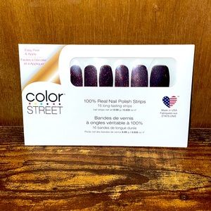 SOLD ❌ Color Street Russian Around